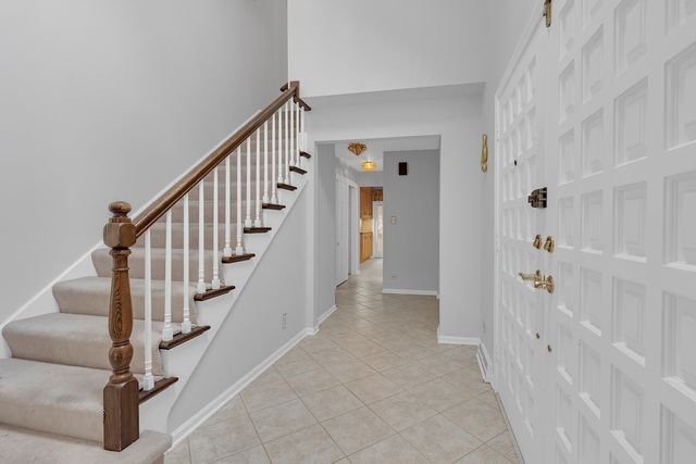 1136 Chateaugay Avenue, Naperville, IL 60540