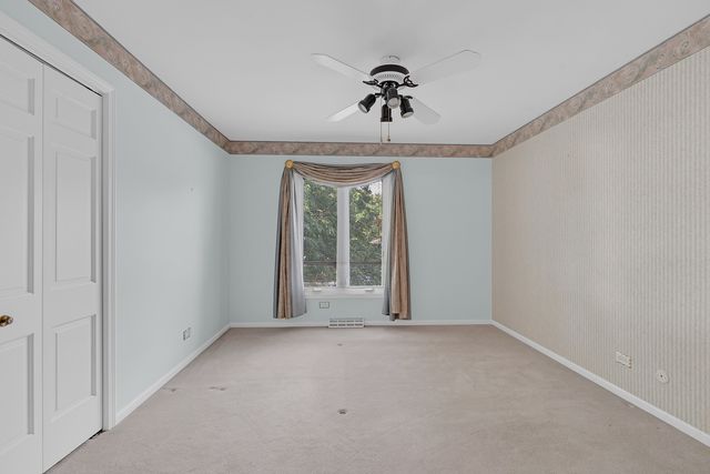 1136 Chateaugay Avenue, Naperville, IL 60540