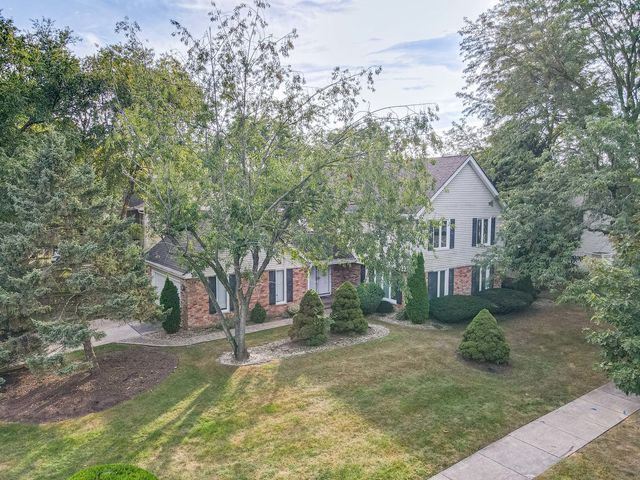1136 Chateaugay Avenue, Naperville, IL 60540