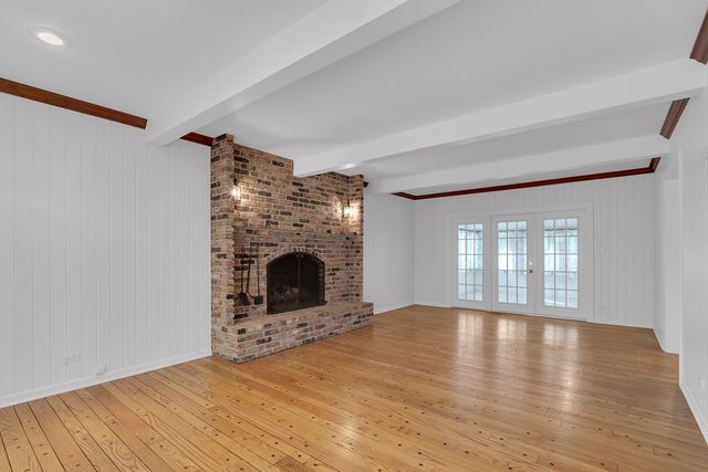 1136 Chateaugay Avenue, Naperville, IL 60540