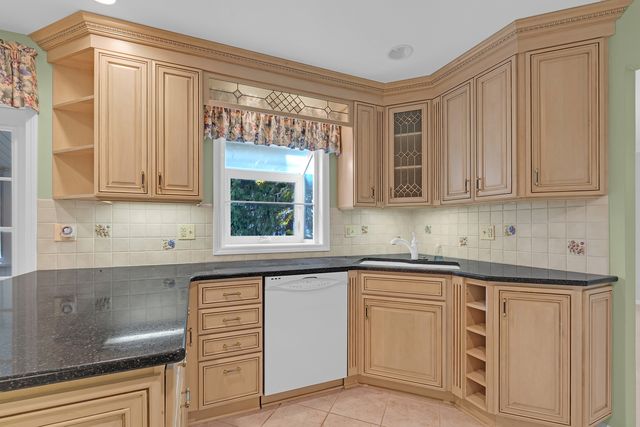 1136 Chateaugay Avenue, Naperville, IL 60540