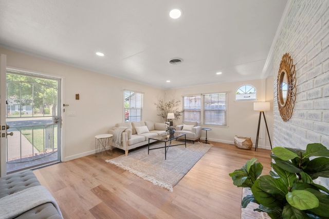 1226 Elmwood Ave, Stockton, CA 95204