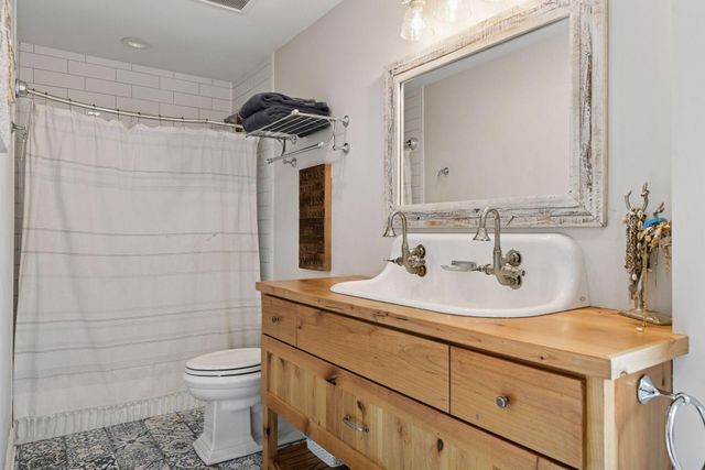 3141 Fairchild Avenue, Wayzata, MN 55391