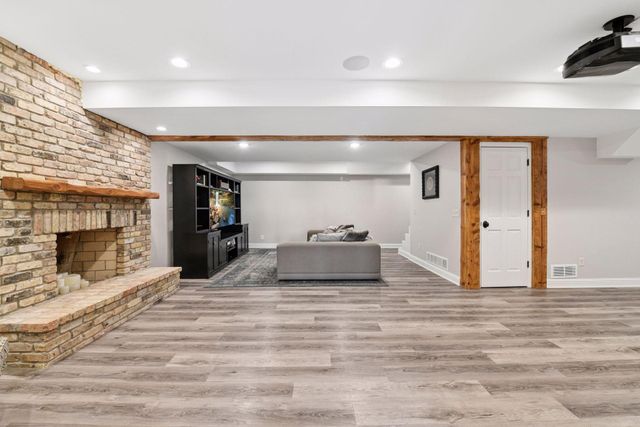 3141 Fairchild Avenue, Wayzata, MN 55391