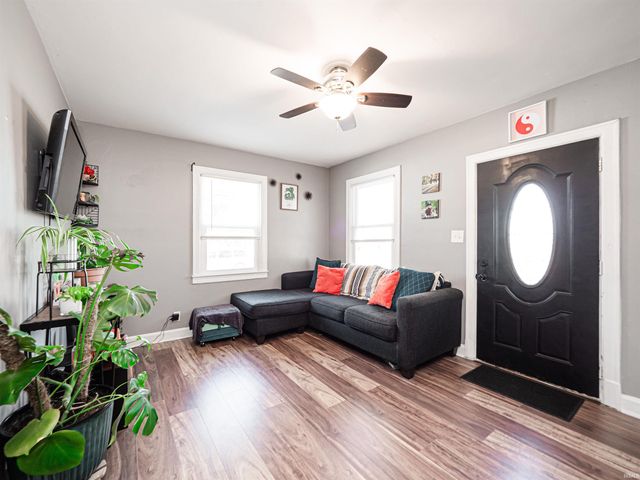 501 S Kerth Avenue, Evansville, IN 47714