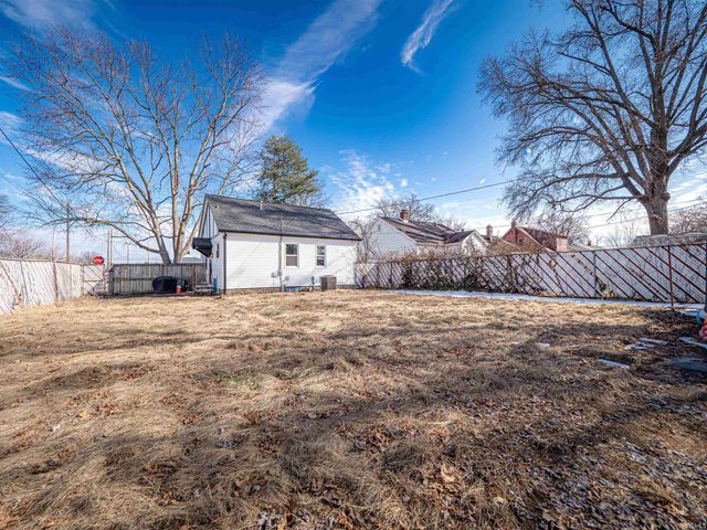 501 S Kerth Avenue, Evansville, IN 47714