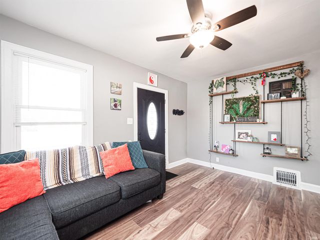 501 S Kerth Avenue, Evansville, IN 47714