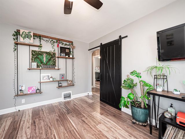 501 S Kerth Avenue, Evansville, IN 47714