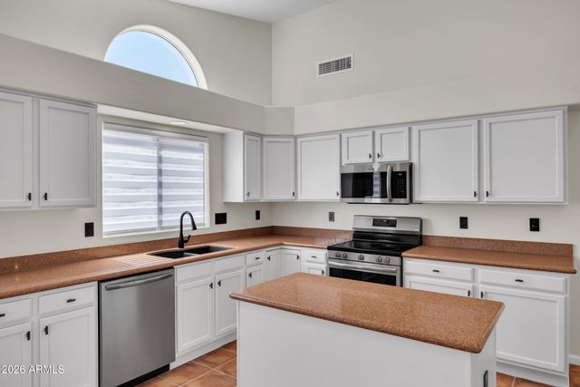 1387 E DUBLIN Street, Gilbert, AZ 85295
