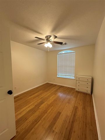 11158 Riverbank Ridge Lane, Houston, TX 77089