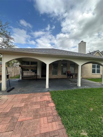 11158 Riverbank Ridge Lane, Houston, TX 77089