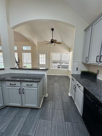 11158 Riverbank Ridge Lane, Houston, TX 77089