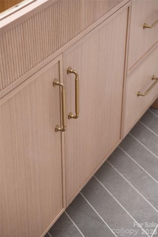 1209 Meadowood Lane, Charlotte, NC 28211