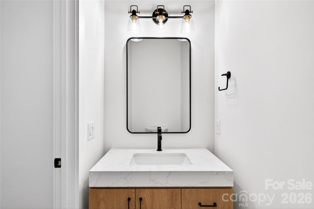 1209 Meadowood Lane, Charlotte, NC 28211