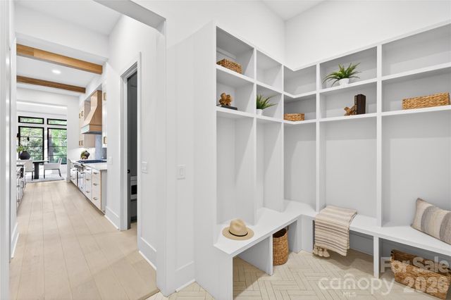 1209 Meadowood Lane, Charlotte, NC 28211