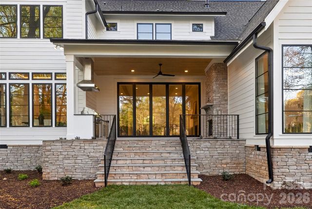 1209 Meadowood Lane, Charlotte, NC 28211