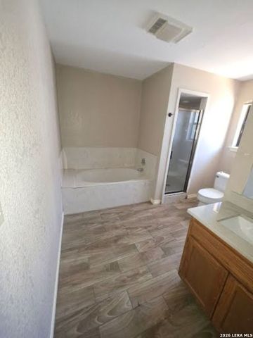 764 Vista Pkwy, New Braunfels, TX 78130