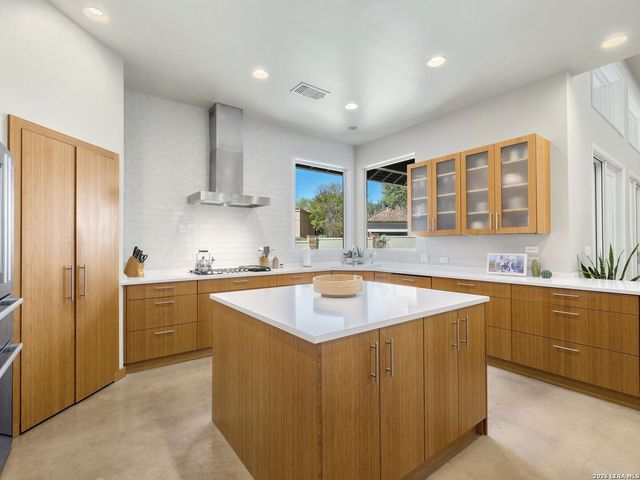 25 Tilbury Lane, San Antonio, TX 78230