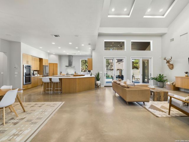 25 Tilbury Lane, San Antonio, TX 78230