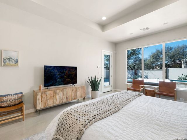 25 Tilbury Lane, San Antonio, TX 78230