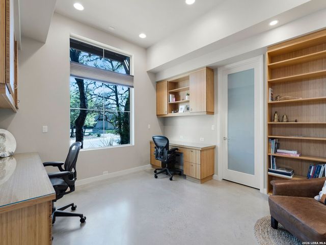 25 Tilbury Lane, San Antonio, TX 78230