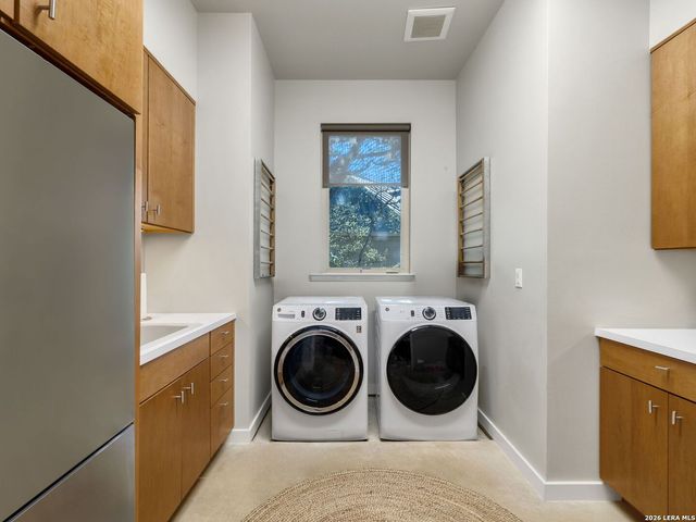 25 Tilbury Lane, San Antonio, TX 78230