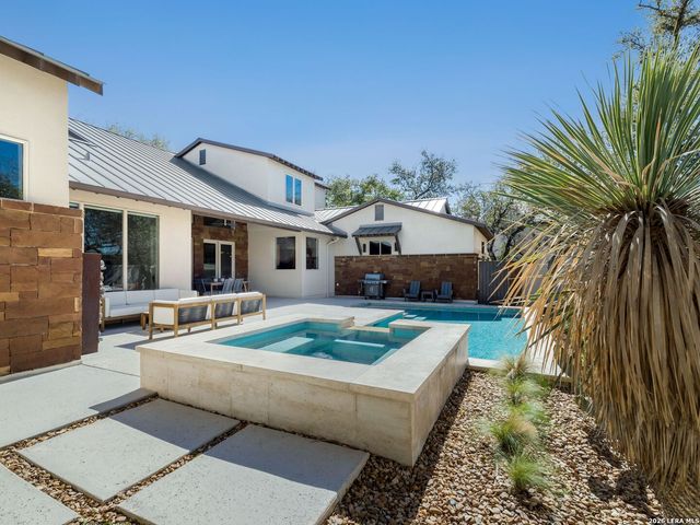 25 Tilbury Lane, San Antonio, TX 78230