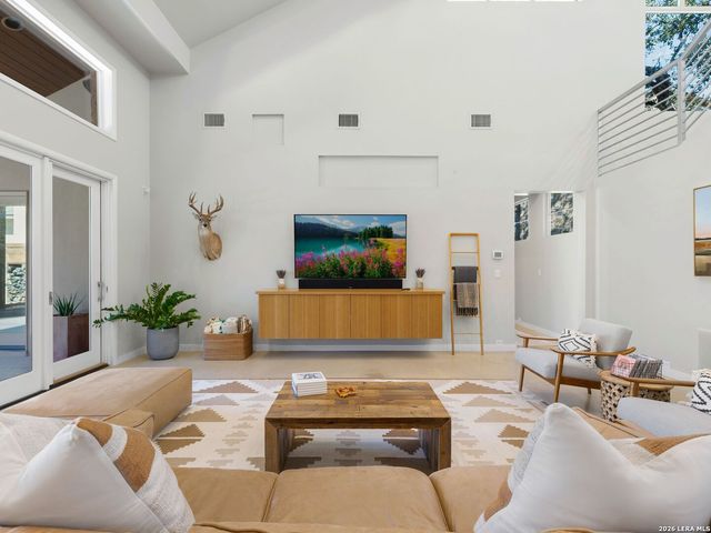 25 Tilbury Lane, San Antonio, TX 78230