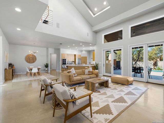 25 Tilbury Lane, San Antonio, TX 78230