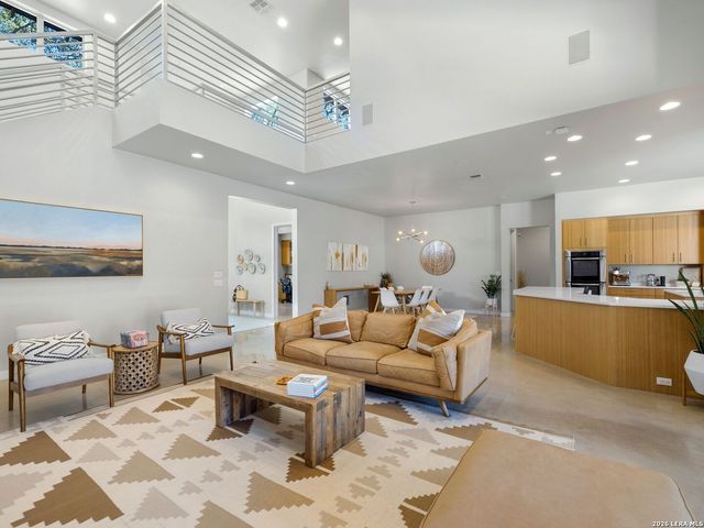 25 Tilbury Lane, San Antonio, TX 78230