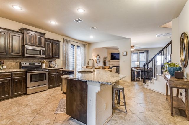 4701 Green River Drive, Denton, TX 76208