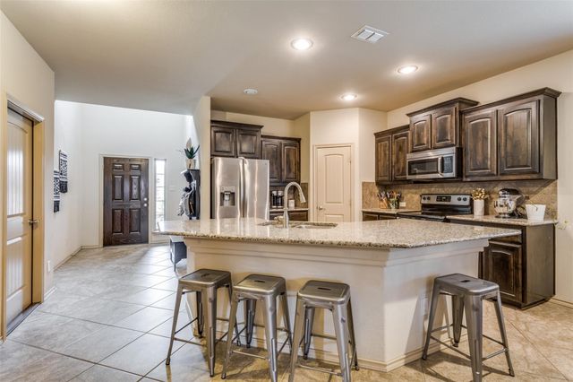 4701 Green River Drive, Denton, TX 76208