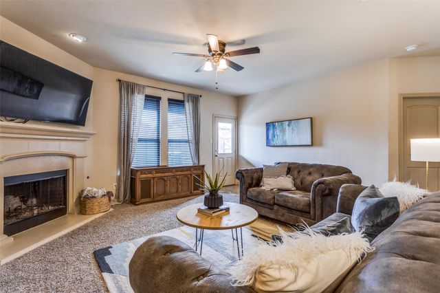 4701 Green River Drive, Denton, TX 76208