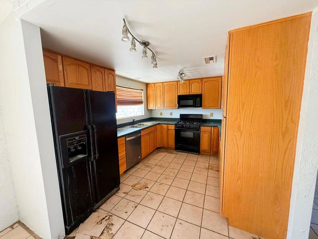 11565 Ambrosio Drive, Desert Hot Springs, CA 92240