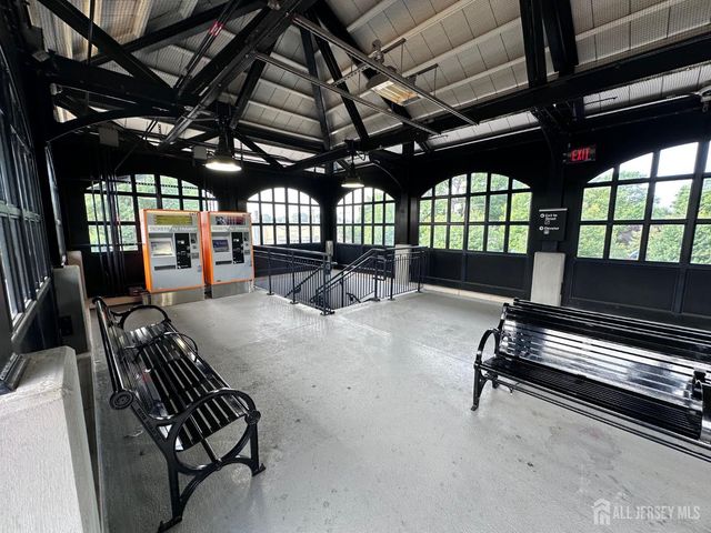 107 Stuyvesent Avenue 202, Lyndhurst, NJ 07071