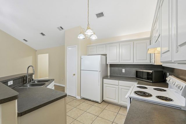 16221 Summerset Estates Blvd,, Conroe, TX 77302