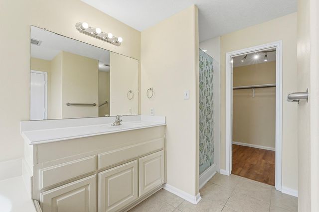 16221 Summerset Estates Blvd,, Conroe, TX 77302