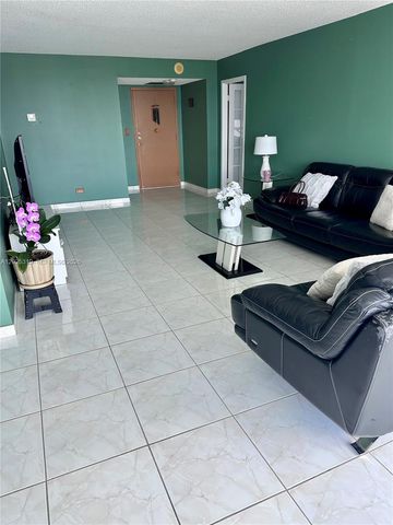 231 174th St 1905, Sunny Isles Beach, FL 33160