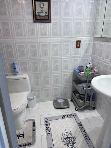 231 174th St 1905, Sunny Isles Beach, FL 33160