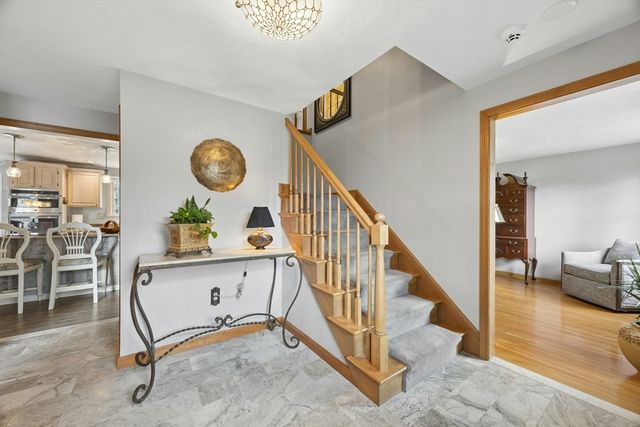 151 Hickory Lane, Northbridge, MA 01588