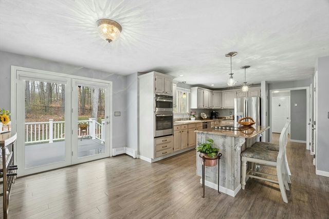 151 Hickory Lane, Northbridge, MA 01588