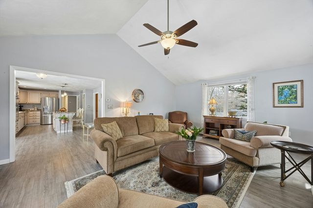 151 Hickory Lane, Northbridge, MA 01588