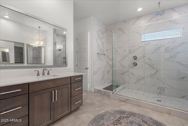 2513 E PLEASANT Lane, Phoenix, AZ 85042