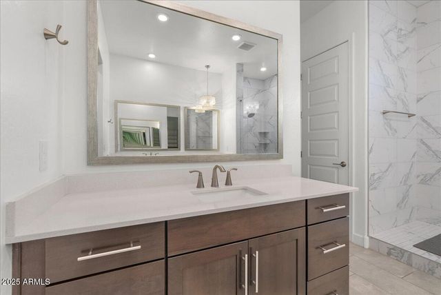 2513 E PLEASANT Lane, Phoenix, AZ 85042