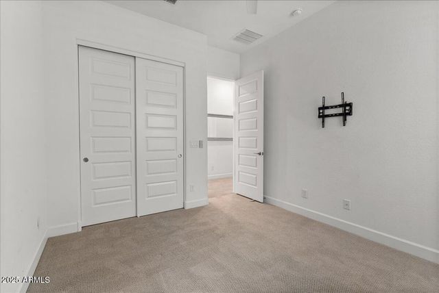 2513 E PLEASANT Lane, Phoenix, AZ 85042