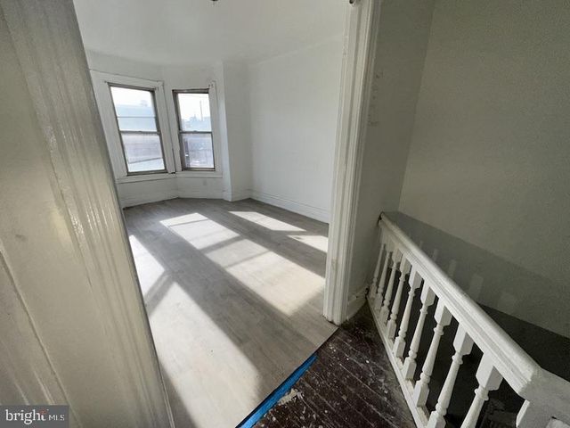 5211 WESTMINSTER AVE, Philadelphia, PA 19131