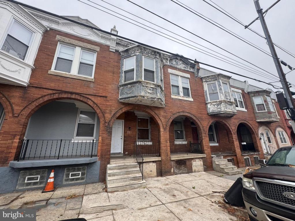 5211 WESTMINSTER AVE, Philadelphia, PA 19131
