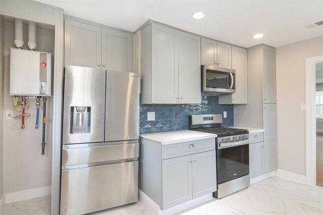 2146 Sul Ross Street, Houston, TX 77098
