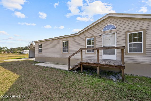 305 PALMETTO BLUFF Road, Palatka, FL 32177