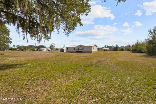 305 PALMETTO BLUFF Road, Palatka, FL 32177